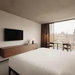 Tropen 3* אמסטרדם