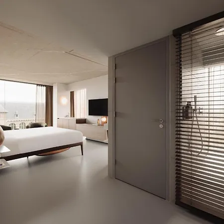 Hotel Tropen 3*