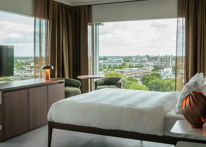 Tropen 3* Амстердам