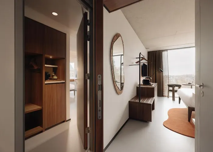 Tropen Отель Амстердам