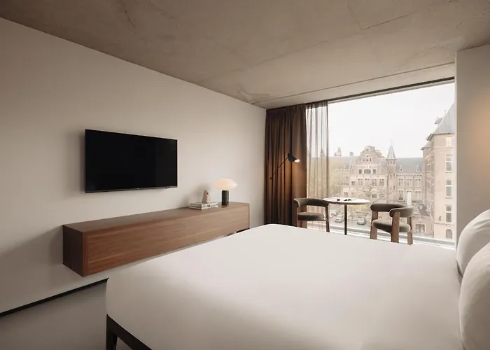 Tropen 3* Амстердам