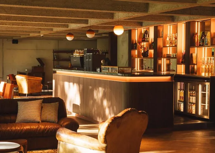 Tropen 3* Амстердам