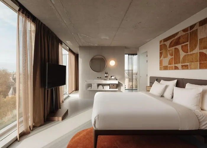 Tropen 3* Амстердам