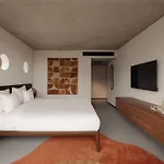 Tropen מלון 3*