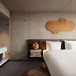 Tropen 3* אמסטרדם