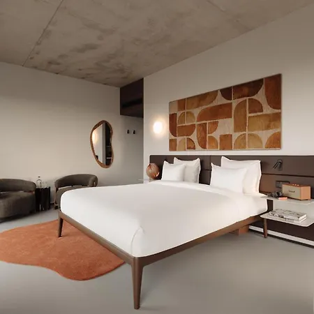 Tropen Hotel
