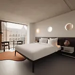 Tropen Hotel 3*